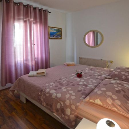 Galant Apartments Ρόβινι Εξωτερικό φωτογραφία