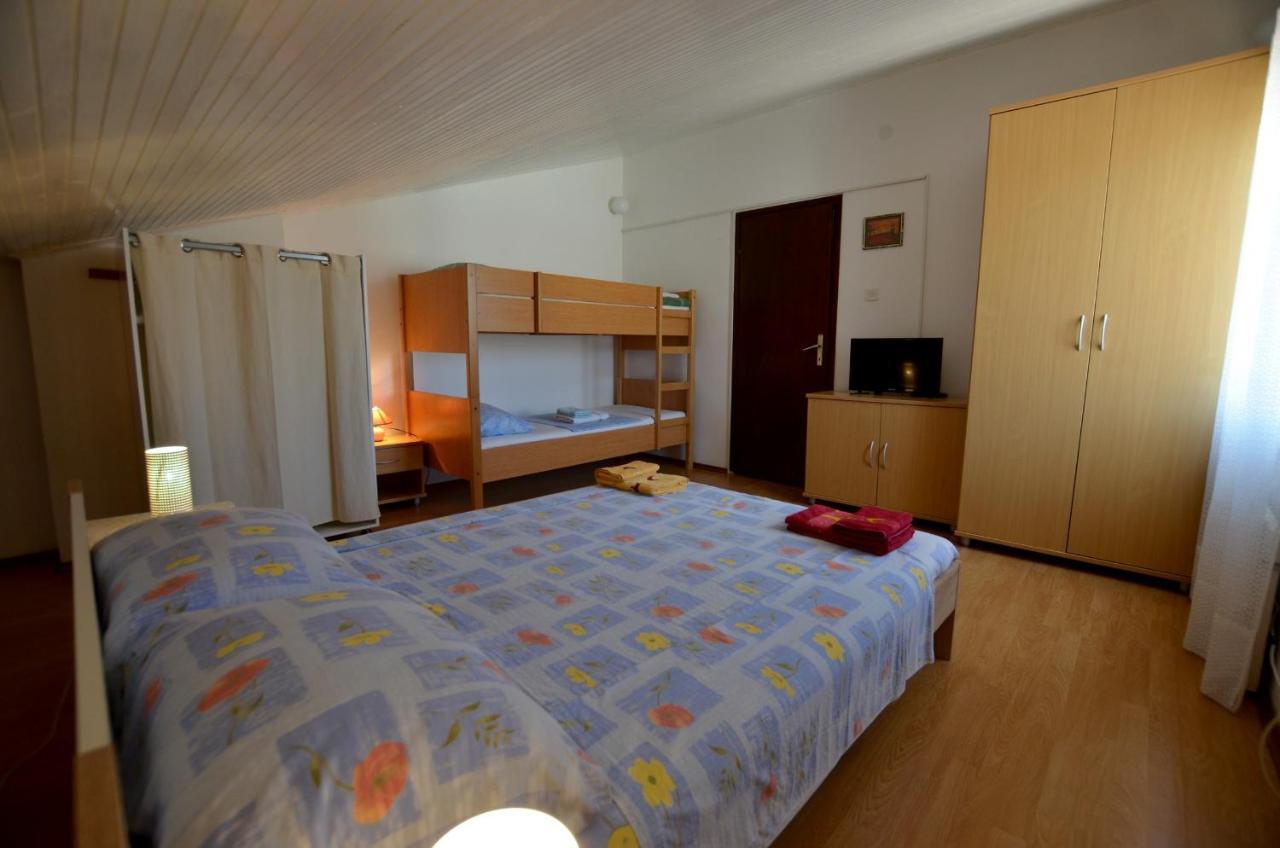 Galant Apartments Ρόβινι Δωμάτιο φωτογραφία