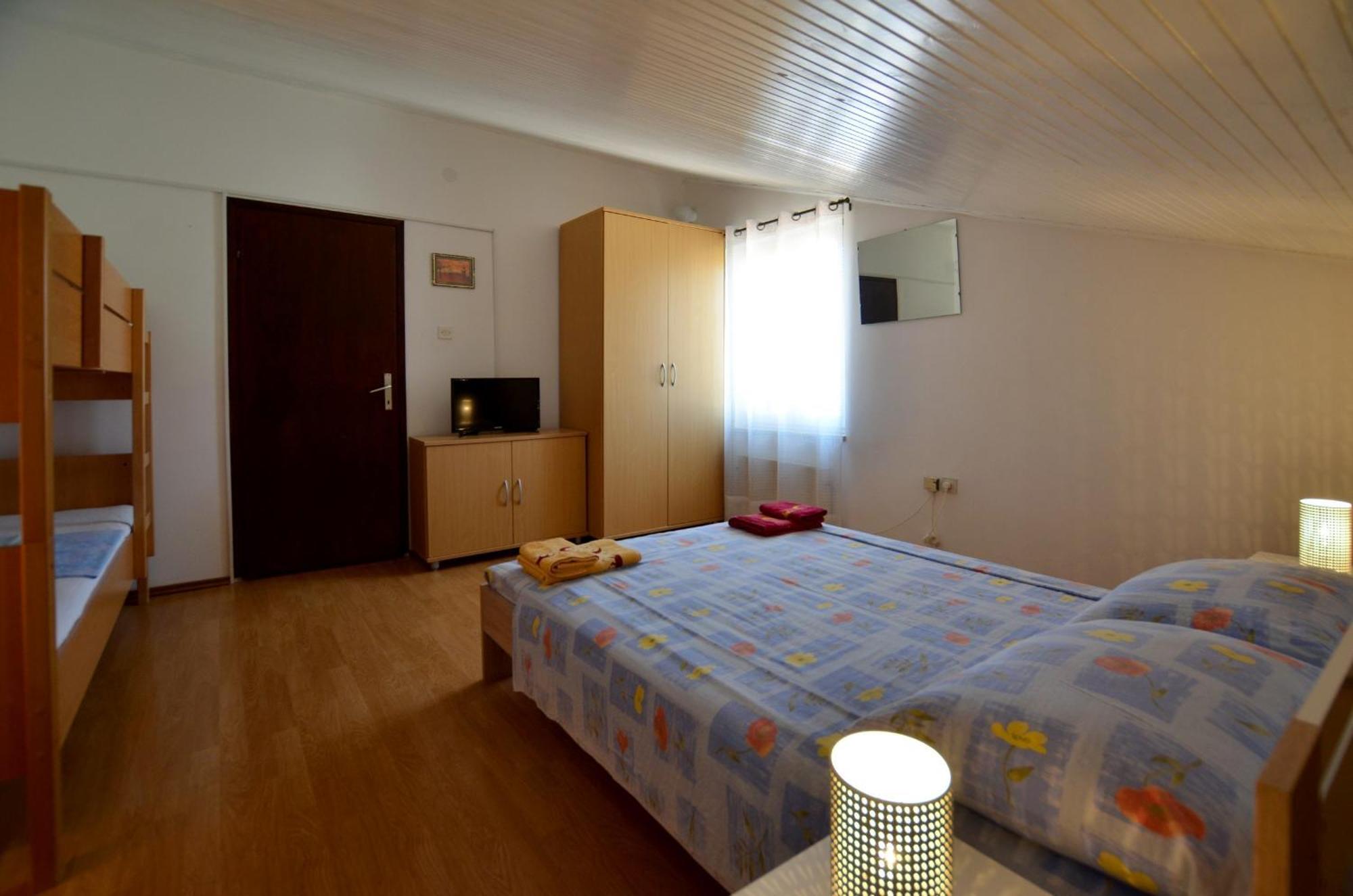 Galant Apartments Ρόβινι Δωμάτιο φωτογραφία