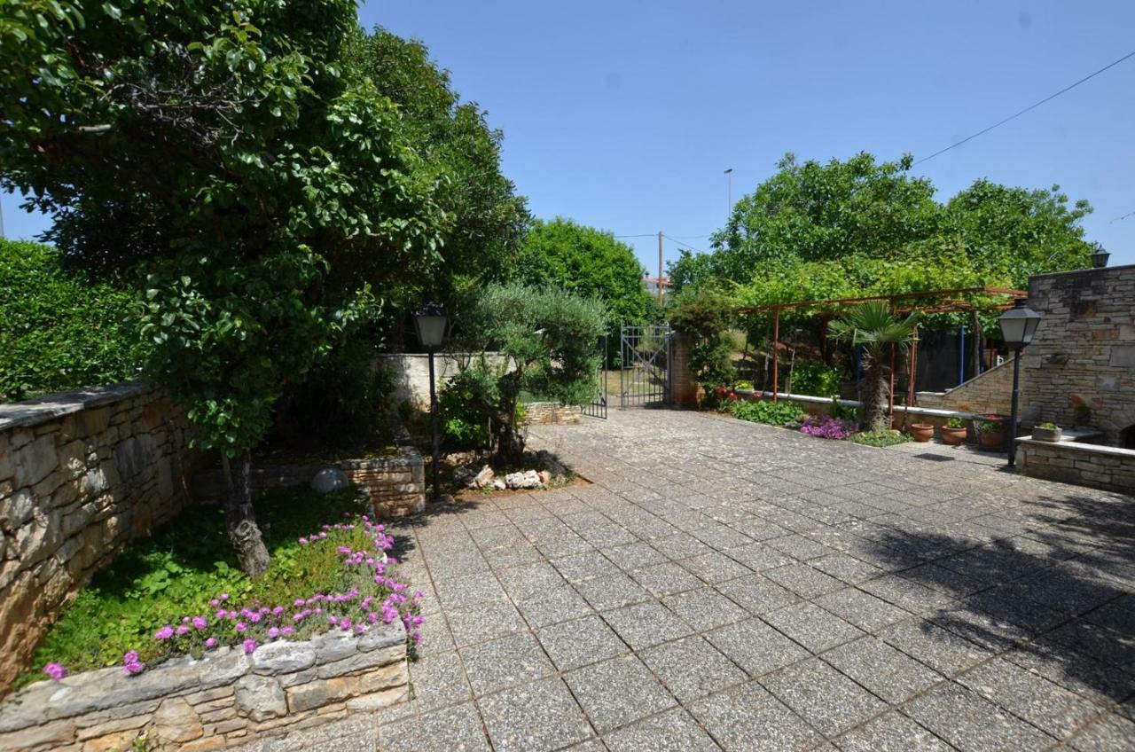 Galant Apartments Ρόβινι Εξωτερικό φωτογραφία